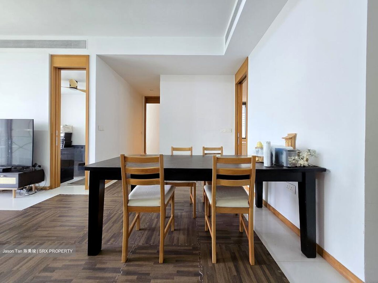 Concourse Skyline (D7), Apartment #580759091